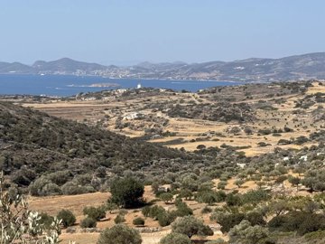 1 - Paros, Land