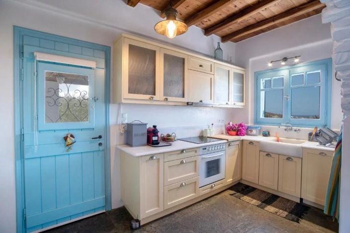 Image No.6-4 Bed House for sale