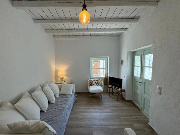 Image No.6-2 Bed House for sale