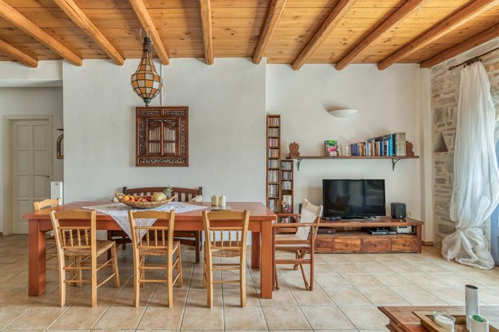 Image No.17-2 Bed House for sale