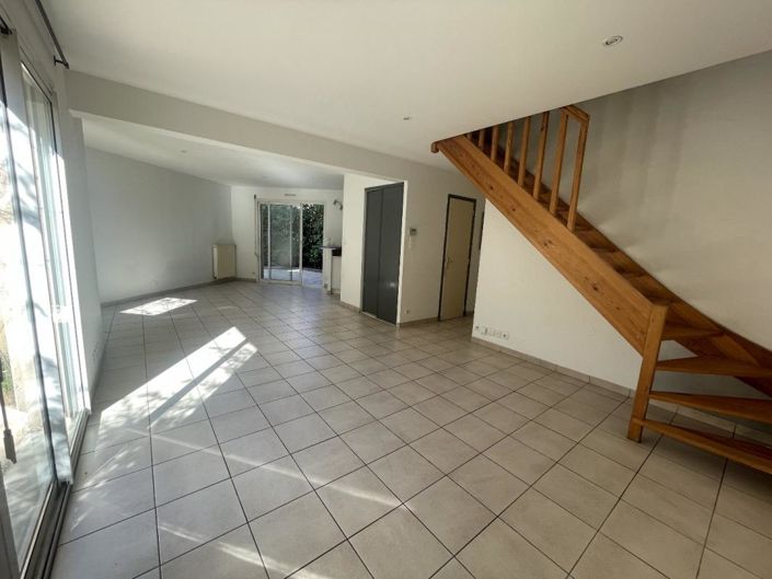 Image No.1-Propriété de 3 chambres à vendre à Millau
