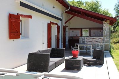 1 - Arraute-Charritte, House