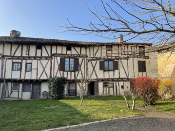 1 - Gimbrède, Property