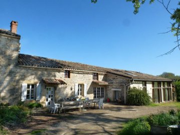 1 - Caylus, Propriété