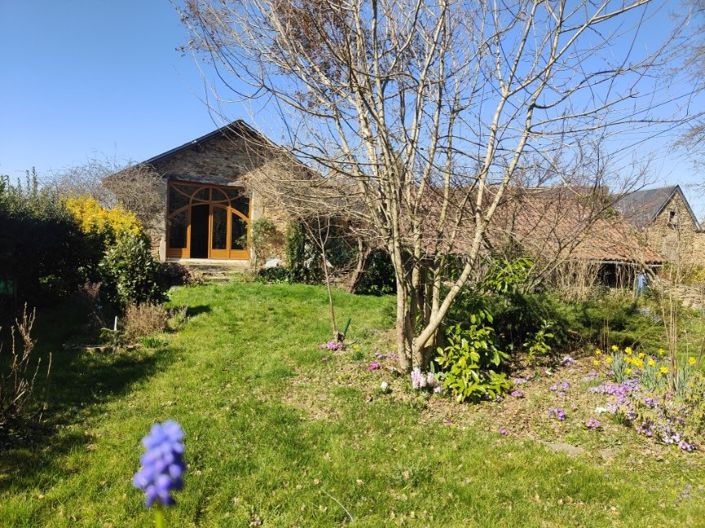 Image No.1-Propriété de 3 chambres à vendre à Sauveterre-de-Rouergue