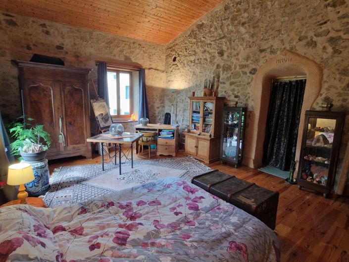 Image No.14-3 Bed House for sale