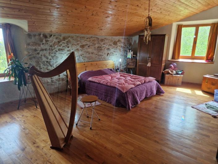 Image No.15-3 Bed House for sale