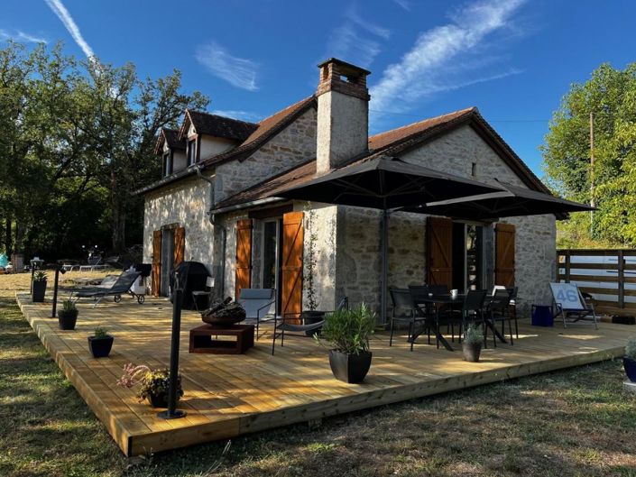 Image No.1-3 Bed Chateaux for sale