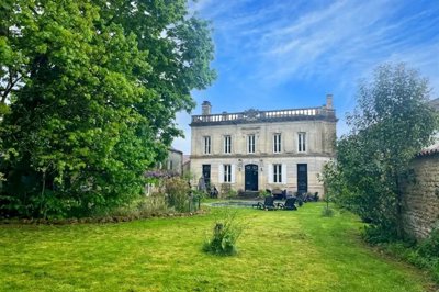 1 - Saint-Porchaire, House
