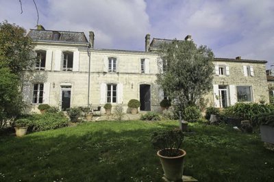 1 - La Benâte, Property