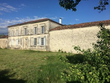1 - Charente-Maritime, House