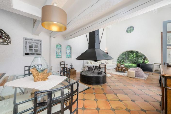 Image No.6-3 Bed Villa for sale