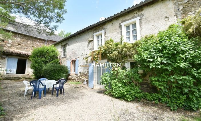 Image No.1-3 Bed Property for sale