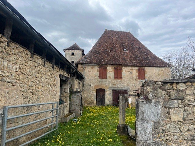 Image No.1-Propriété à vendre à La Chapelle-aux-Saints