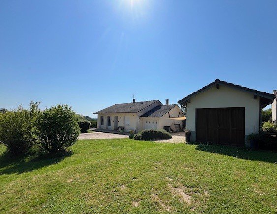 Image No.1-Propriété de 2 chambres à vendre à Vayres