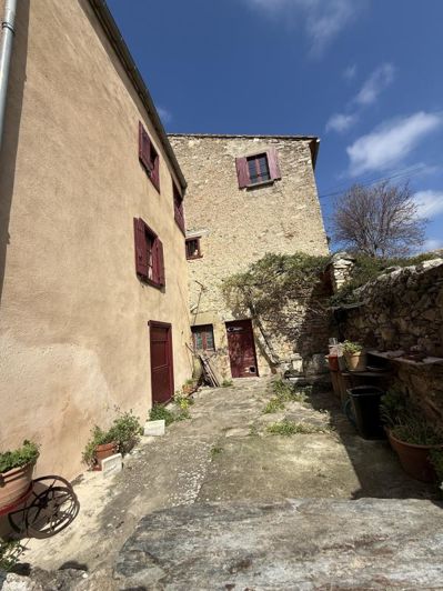 Image No.1-3 Bed Property for sale
