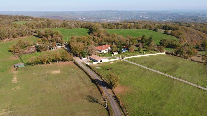 Image No.1-5 Bed Property for sale