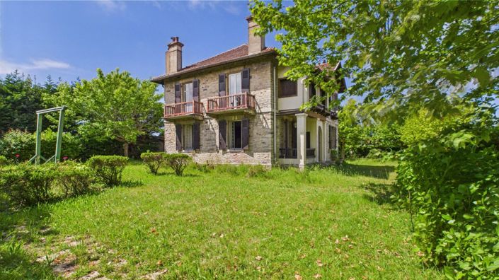 Image No.3-6 Bed Property for sale