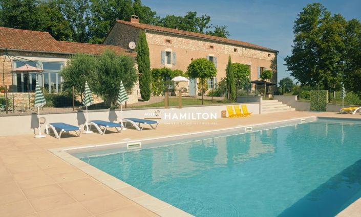 Image No.1-11 Bed Property for sale