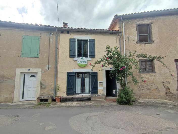 Sainte-Colombe-sur-l&#39;Hers, House