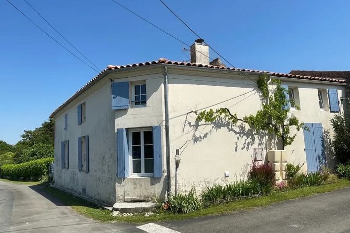 Image No.1-4 Bed House for sale