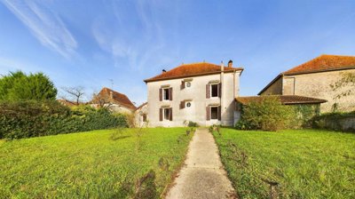 1 - Escos, House