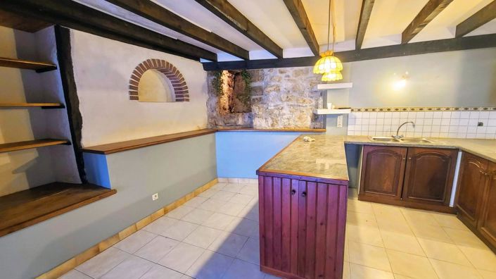 Image No.3-2 Bed Property for sale