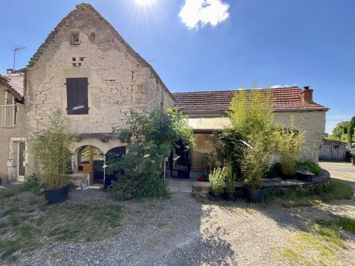Image No.1-3 Bed House for sale