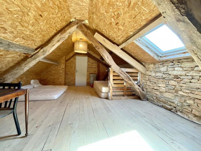 Image No.14-3 Bed House for sale