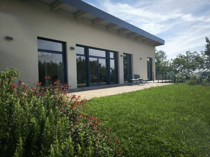 Image No.1-1 Bed Property for sale