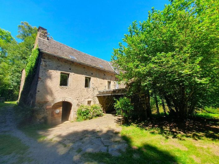 Image No.1-Propriété de 6 chambres à vendre à Rignac