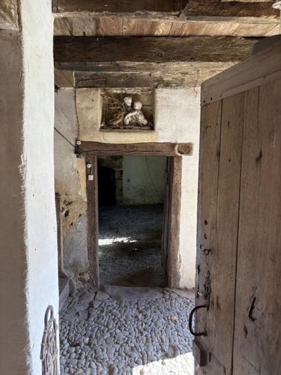 Image No.10-6 Bed House for sale