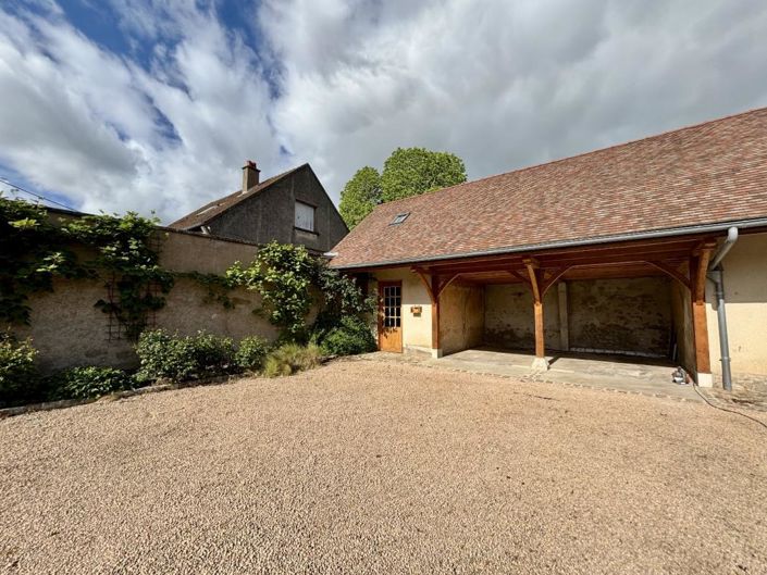 Image No.14-7 Bed Property for sale