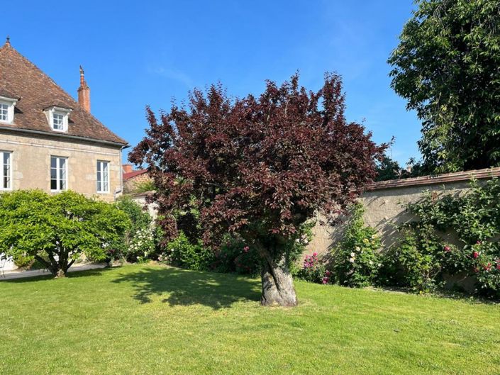 Image No.3-7 Bed Property for sale