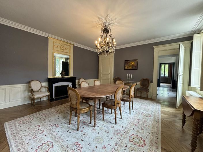 Image No.4-7 Bed Property for sale