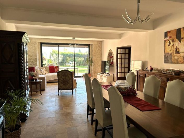 Image No.13-10 Bed House for sale