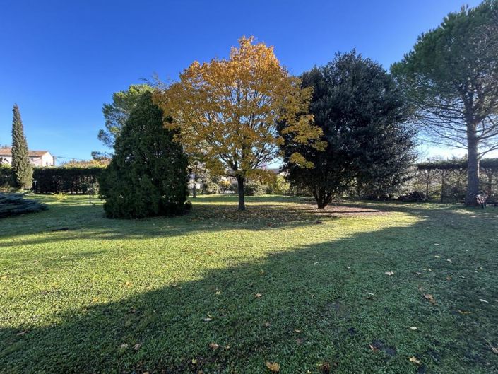 Image No.15-10 Bed House for sale