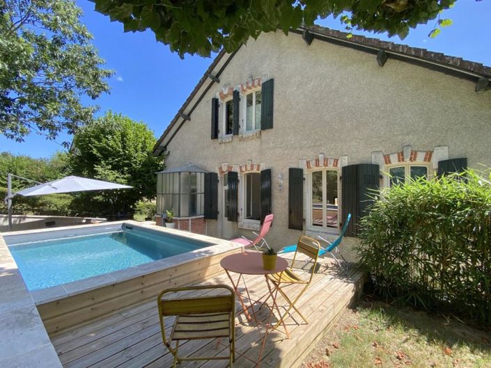 Image No.1-5 Bed House for sale