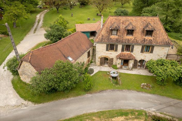 Image No.1-8 Bed Property for sale
