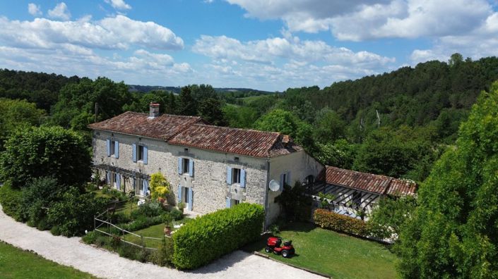 Bertric-Bur&#233;e, House