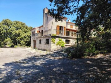 1 - Mazan, Maison