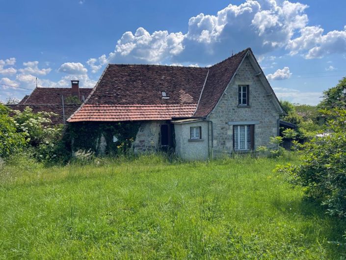 Louignac, Property