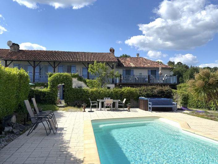 Brant&#244;me, House
