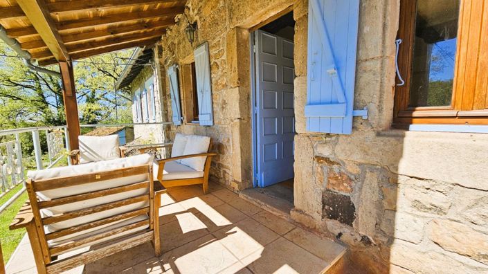 Image No.1-4 Bed Property for sale
