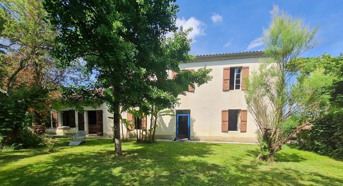 Image No.1-3 Bed Property for sale
