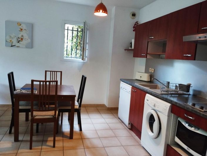 Image No.1-Townhouse for sale