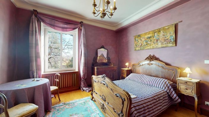 Image No.12-36 Bed House for sale