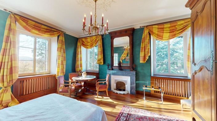 Image No.9-36 Bed House for sale