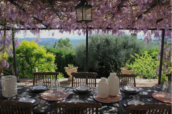 Image No.2-5 Bed Property for sale