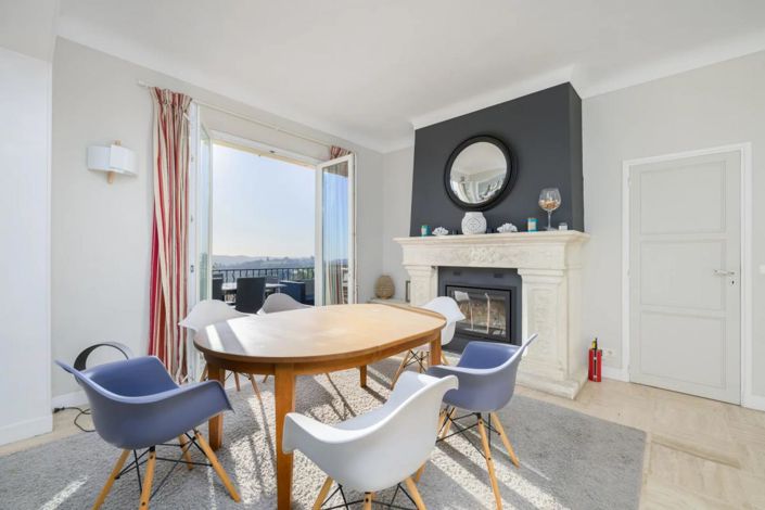 Image No.5-5 Bed Property for sale